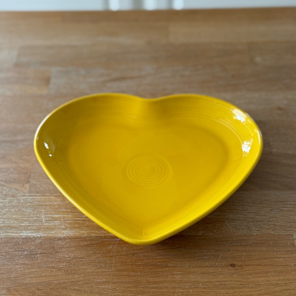 Fiesta Heart-Shaped Plate in Daffodil